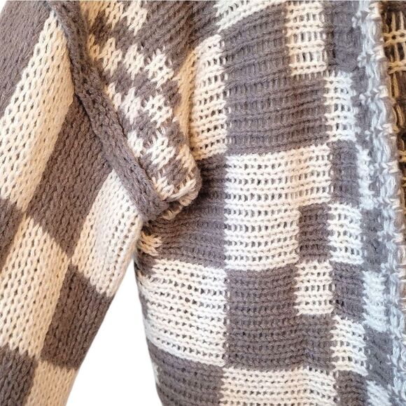 BiBi Women's Cream And Tan Chunky Knit Over Sized Check Cardigan Sweater Size S - Picture 5 of 7